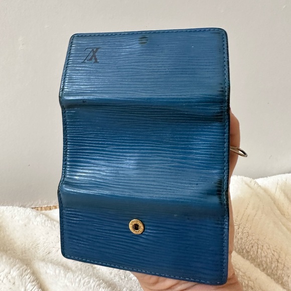 Authentic Louis Vuitton Epi Key and Card Holder - Picture 11 of 14